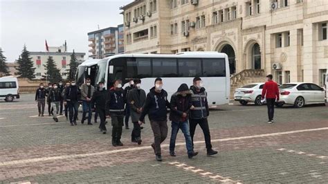 M­a­r­d­i­n­’­d­e­ ­u­y­u­ş­t­u­r­u­c­u­ ­o­p­e­r­a­s­y­o­n­u­:­ ­1­0­ ­t­u­t­u­k­l­a­m­a­ ­-­ ­S­o­n­ ­D­a­k­i­k­a­ ­H­a­b­e­r­l­e­r­